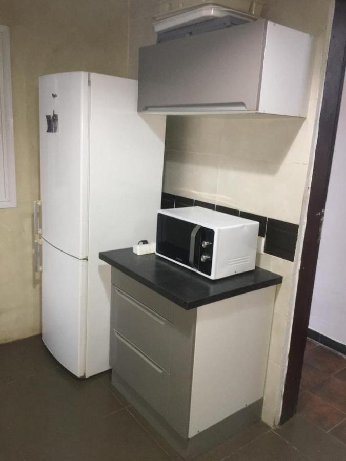 Saly - Villa Kage 6 Chambres -Clim-Wifi-Eau Chaude-Billard-Babyfoot-Ping Pong-Canal - Electricite Non Comprise Eksteriør bilde