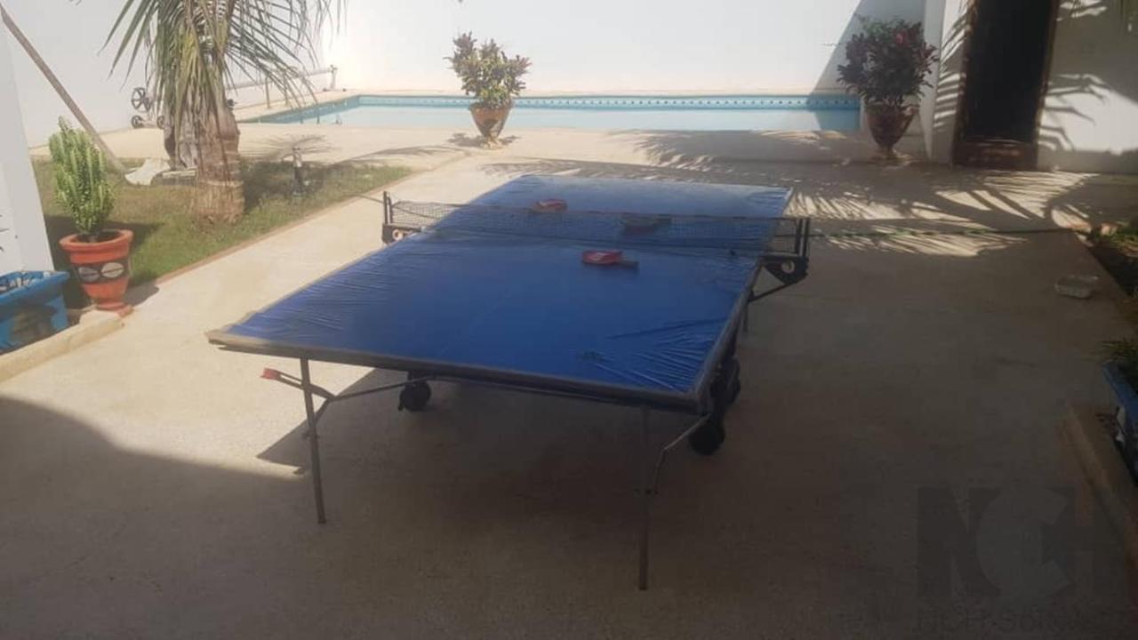 Saly - Villa Kage 6 Chambres -Clim-Wifi-Eau Chaude-Billard-Babyfoot-Ping Pong-Canal - Electricite Non Comprise Eksteriør bilde