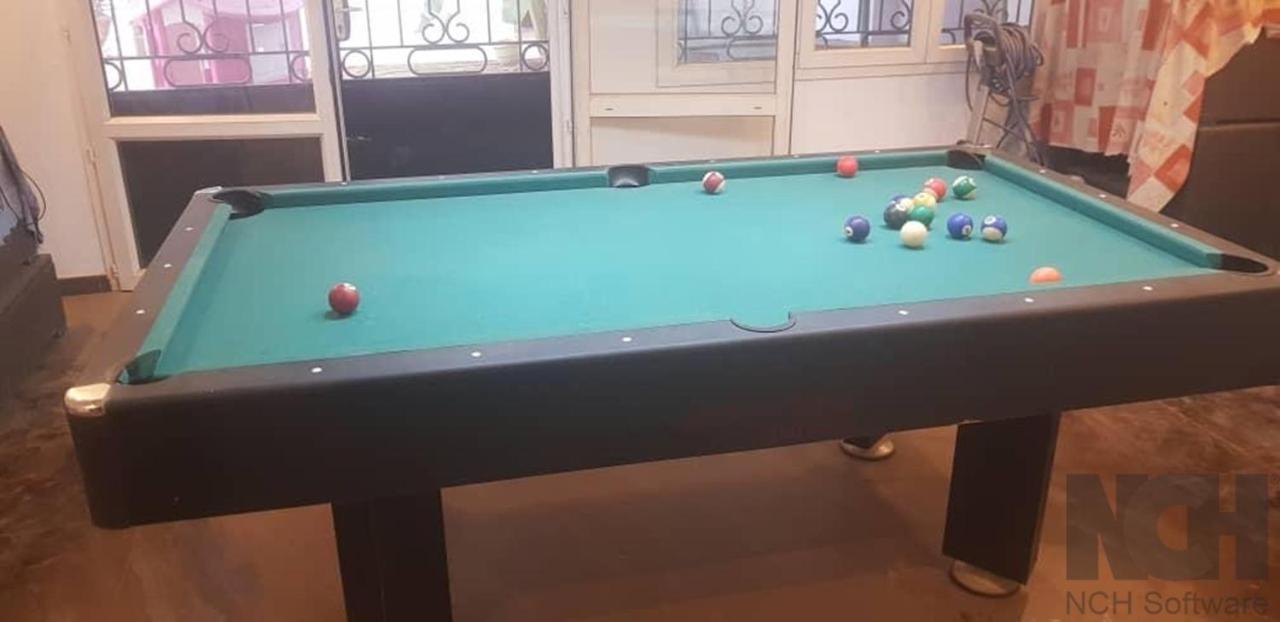 Saly - Villa Kage 6 Chambres -Clim-Wifi-Eau Chaude-Billard-Babyfoot-Ping Pong-Canal - Electricite Non Comprise Eksteriør bilde